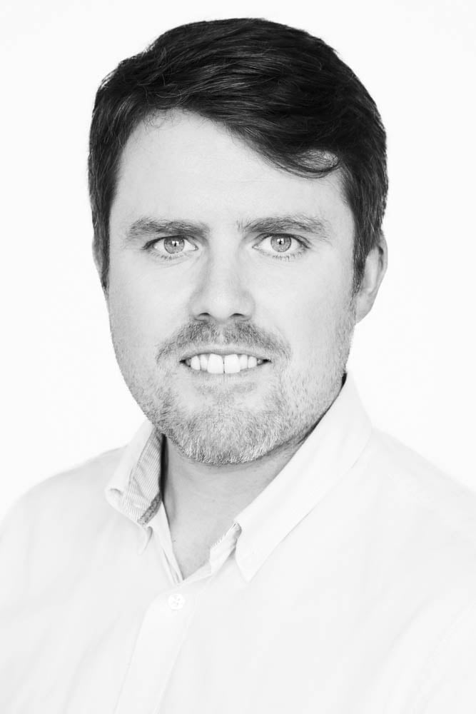 Oliver L - B&W